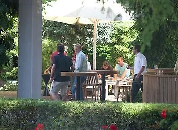 Genohotel Forsbach Отель Росрат